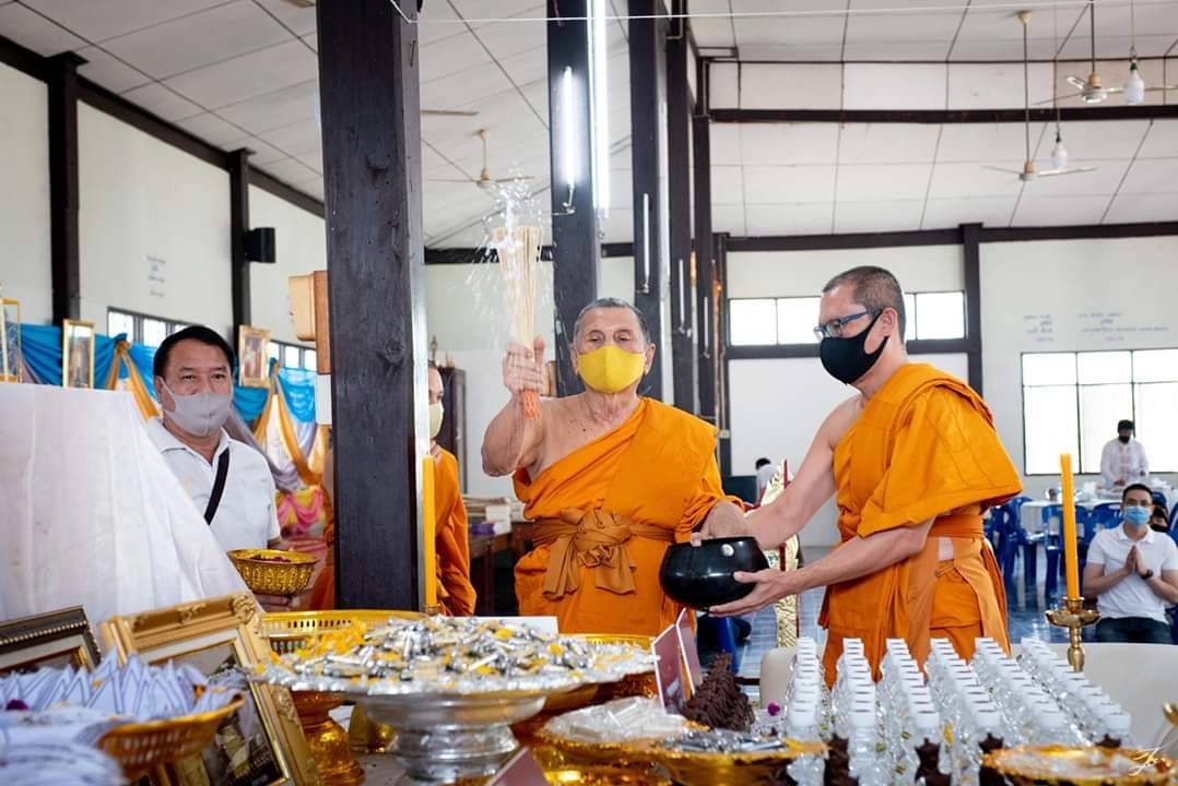 ตะกรุดคู่ชีวิต (ยันต์สูตรสายหลวงพ่อเงิน วัดบางคลาน ยันต์2ด้าน #ยันต์คู่ชีวิต+#ยันต์ไตรสรณคมน์) เนื้อทองเหลือง รุ่นแรก ปี2563 (นักเรียนนายร้อยตำรวจ รุ่นที่63) - หลวงพ่อเล็ก วัดท่าขนุน ปลุกเสก