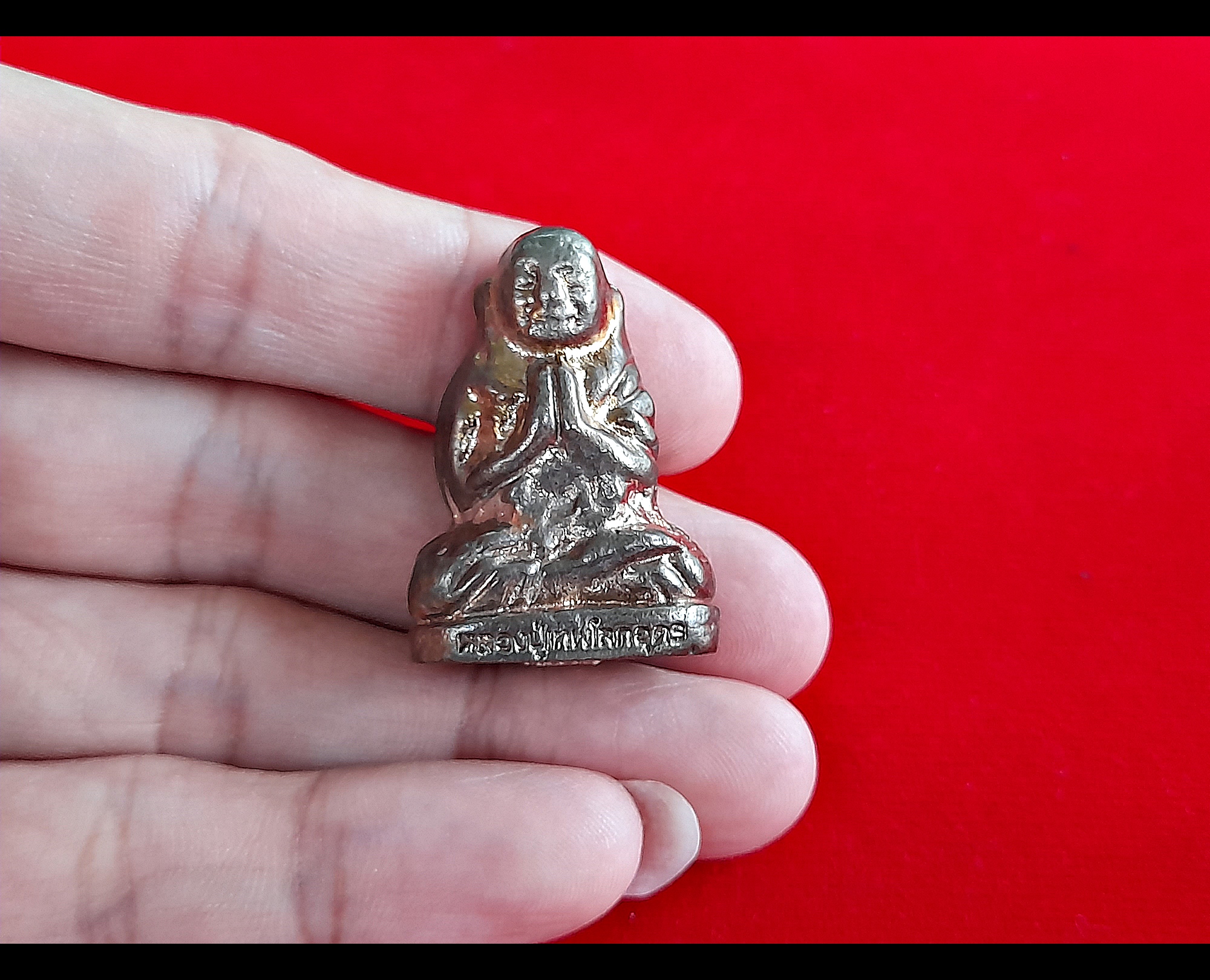 รูปหล่อ หลวงปู่เทพโลกอุดร เนื้อนวะโลหะ ปี2562 #รับประกันแท้ - พระอาจารย์สุริยัณ วัดป่าฉัพพรรณรังสี จ.ชัยภูมิ