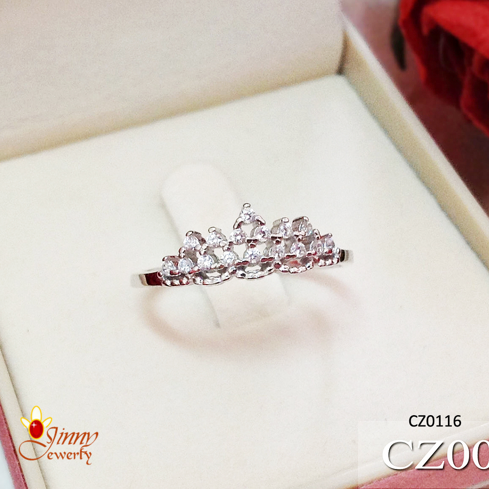 แหวนเงินแท้ รูปมงกุฎ ประดับเพชร cz