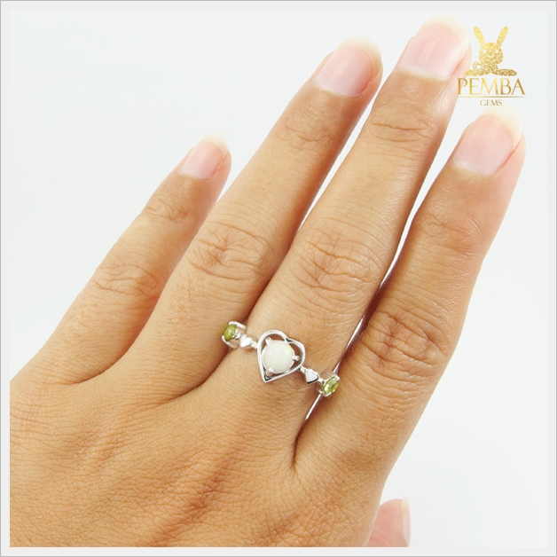 แหวนโอปอลขาว เงินแท้925 ชุบทองคำขาว แหวนพลอยแท้