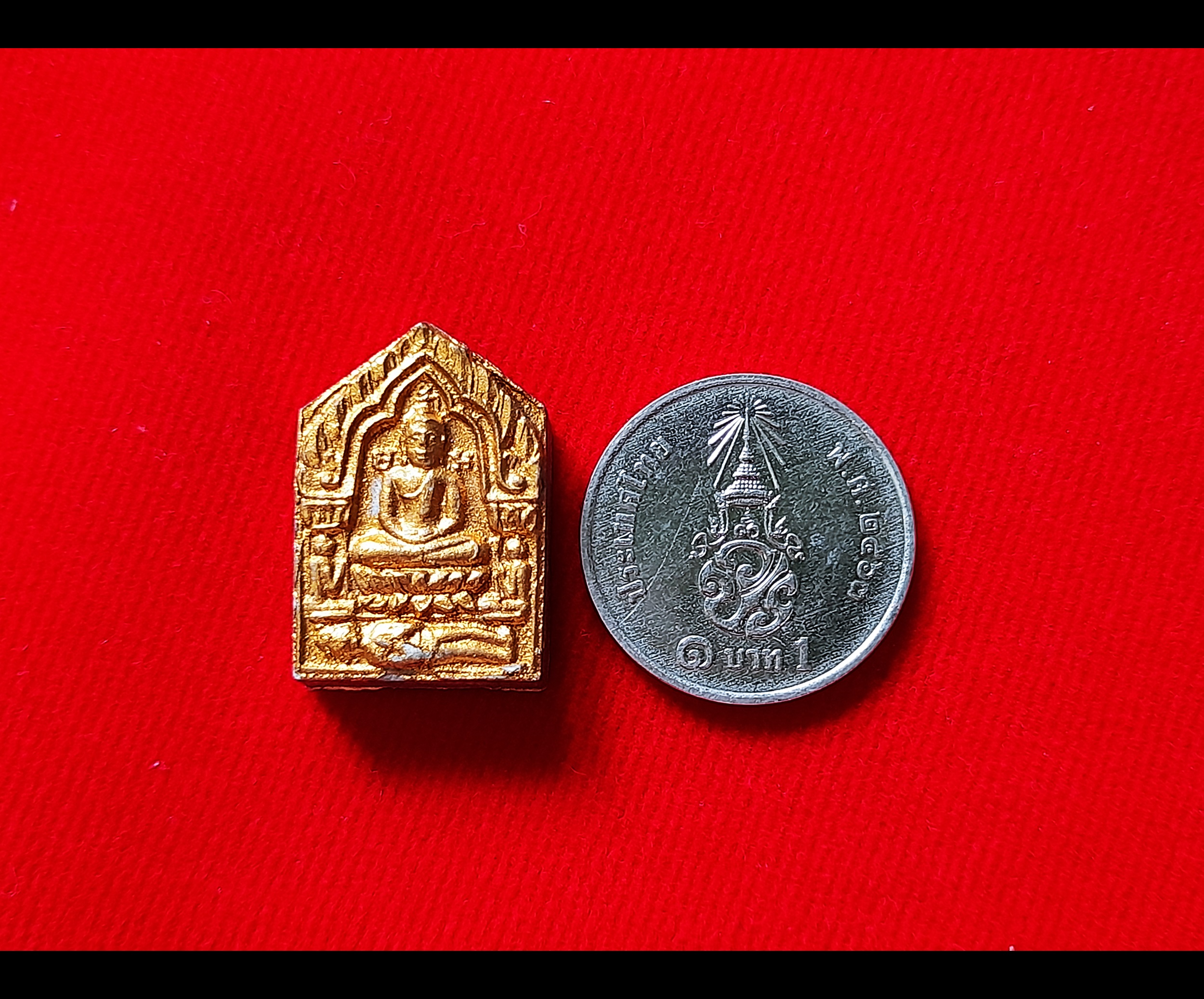 พระขุนแผน พรายกุมาร หน้าทอง หลังพิมพ์ลายเซ็นต์ #พิมพ์เล็ก เนื้องผง(ผสมพรายกุมารหลวงปู่ทิม วัดระหารไร่) ปี2540 #รับประกันแท้และทันยุค - หลวงพ่อยงยุทธ วัดเขาไม้แดง จ.ชลบุรี