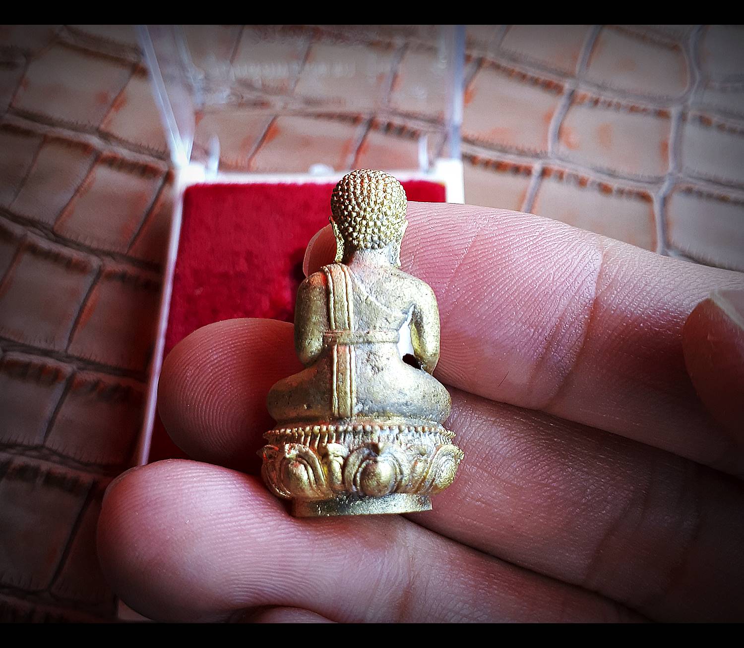 รูปหล่อ พระปัจเจกพระพุทธเจ้า รุ่นแรก (ขนาดลอยองค์) เนื้อชนวน ครูบากฤษดา วัดสันพระเจ้าแดง(วัดป่ายาง) จ.ลำพูน ปี2562