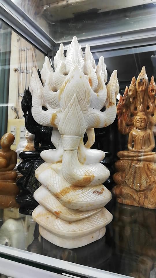 พระนาคปรก หยกน้ำผึ้ง หยกดำ ไม้กลายเป็นหิน (สูง9.5นิ้ว หน้าตัก3นิ้ว)