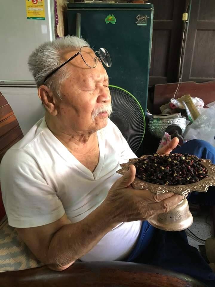 พ่อหุ่นตัว พ. ปี2566 #รับประกันแท้ - อ.ประคอง รุ่นเจริญ