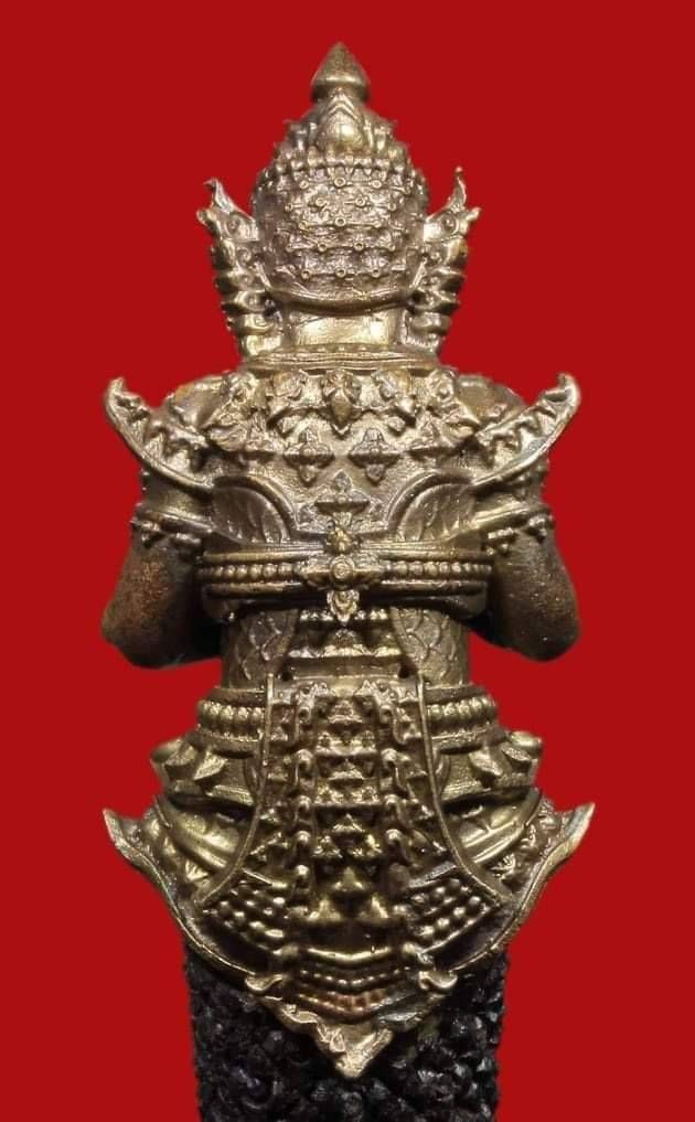 มีดหมอ มงคลฟ้าครอบจักรวาล (ใบมีดตีจากเหล็กอาถรรพ์300ชั้น) หัวด้าม-ท้าวเวสสุวรรณ เนื้อสัตตะโลหะ (ปลอก-ไม้สาธร รัดหวาย4เส้น) ปี2564-2565 #ปลุกเสก9พิธี #รับประกันแท้