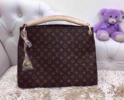 พร้อมส่ง กระเป๋า lv artsy MM 40cm