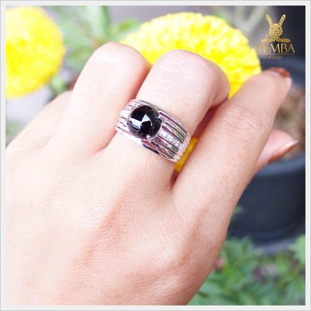 แหวนนิลแท้ ทรงหลังเบี้ย เสริมอำนาจบารมี ลูกน้องรักใคร่