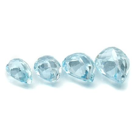 Aquamarine พลอยอวามารีน จัดเซท รูปหยดน้ำ จำนวน 4 เม็ด น้ำหนักรวม 3.14 กะรัต สีฟ้าหวาน ความสะอาดมองตาเปล่าไม่มีตำหนิ ไฟดีปานกลาง เจียระไนสวย