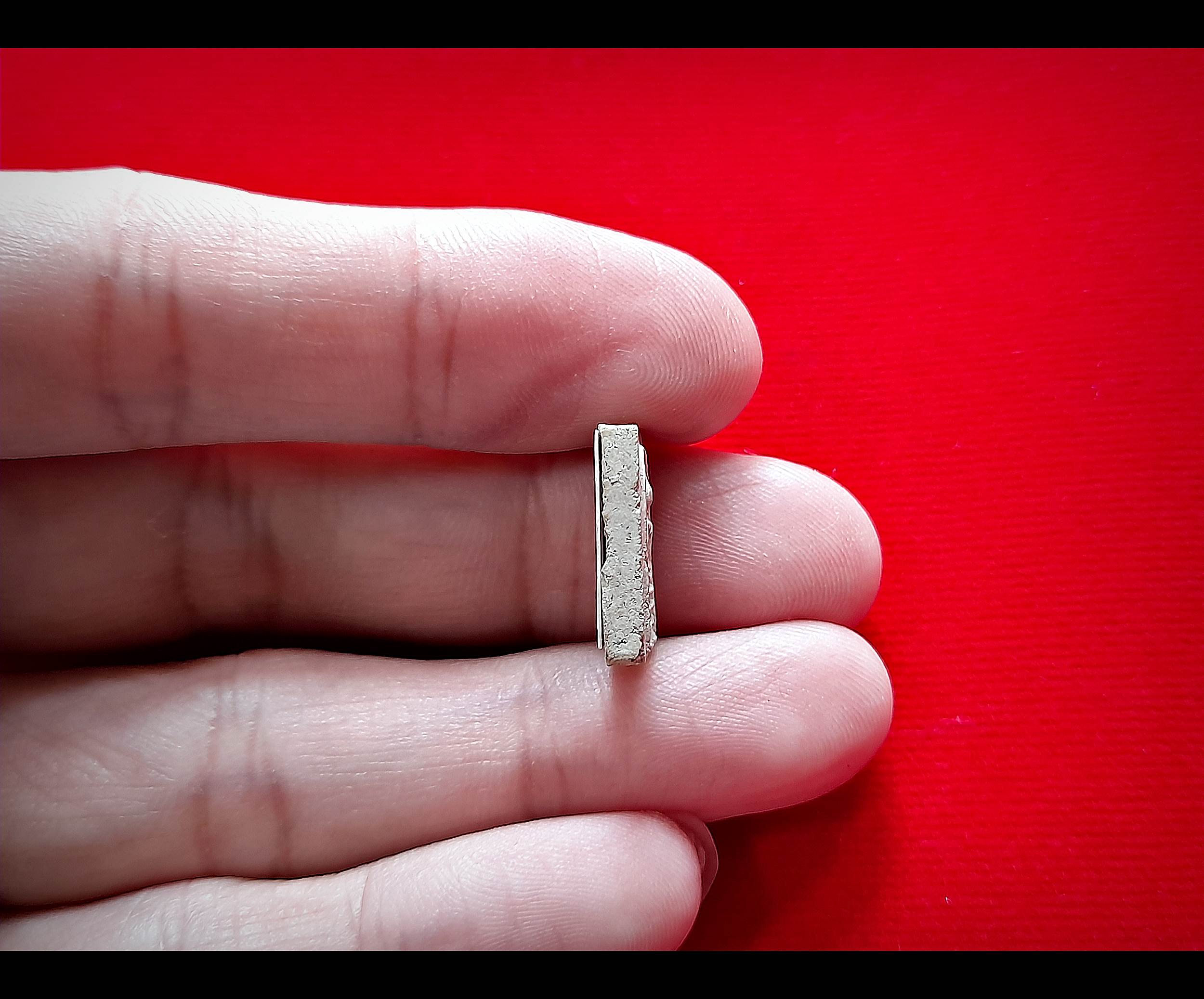 พระสมเด็จ (เล็กจิ๋ว) หลัง รูปถ่าย เต็มองค์ (กระดาษหนังไก่) เนื้ิอผงมวลสาร ปี2512 #รับประกันแท้และทัน - หลวงพ่อยงยุทธ วัดเขาไม้แดง จ.ชลบุรี