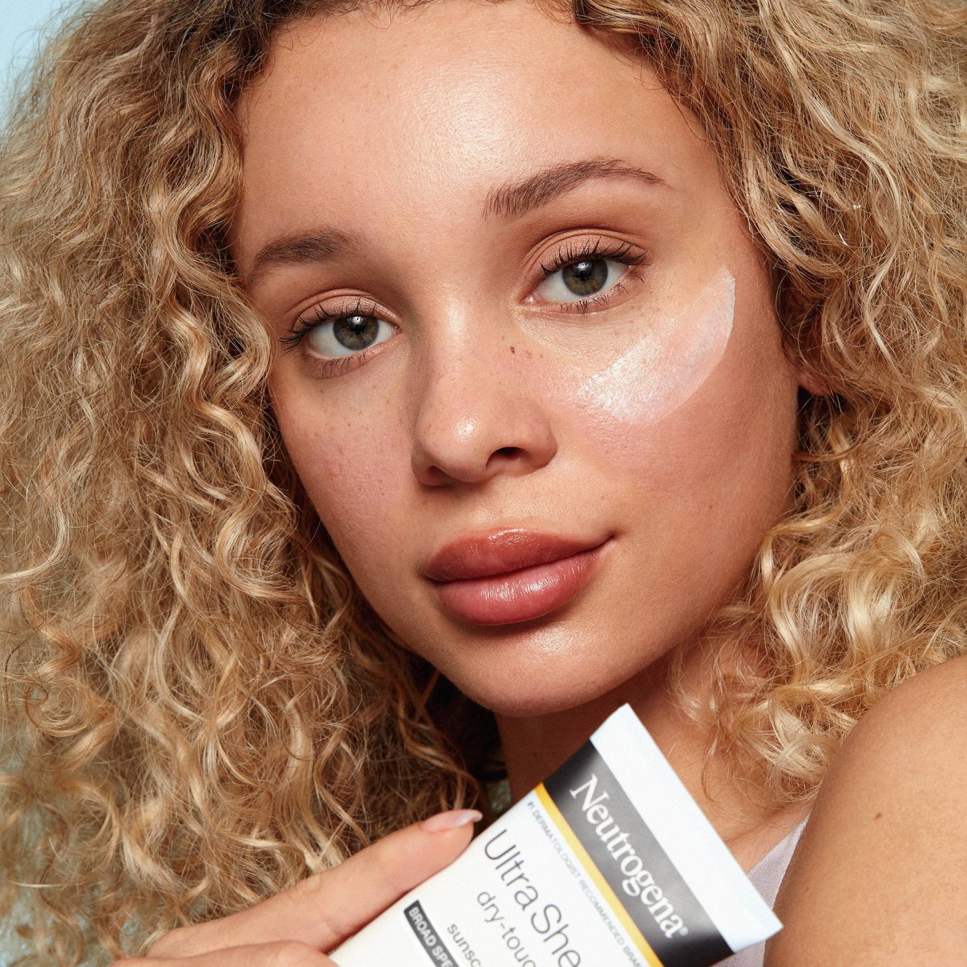 โลชั่นกันแดดสำหรับผิวหน้าและผิวกาย Neutrogena Ultra Sheer Dry-Touch Sunscreen SPF 100+