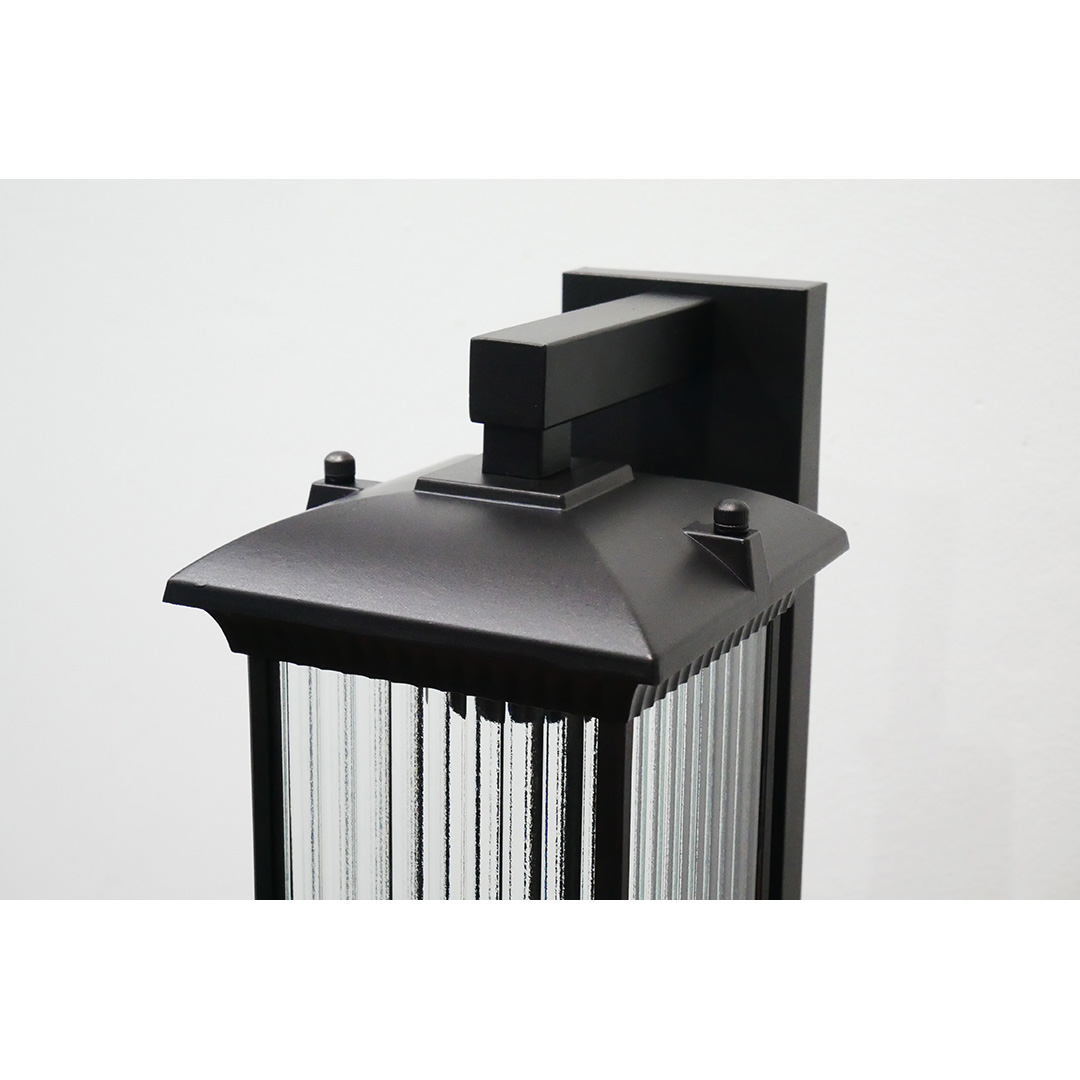 โคมไฟติดผนังภายนอกติดระเบียง ทรงสี่เหลี่ยมสีดำสไตล์ยุโรปโมเดิร์น [VC-01]