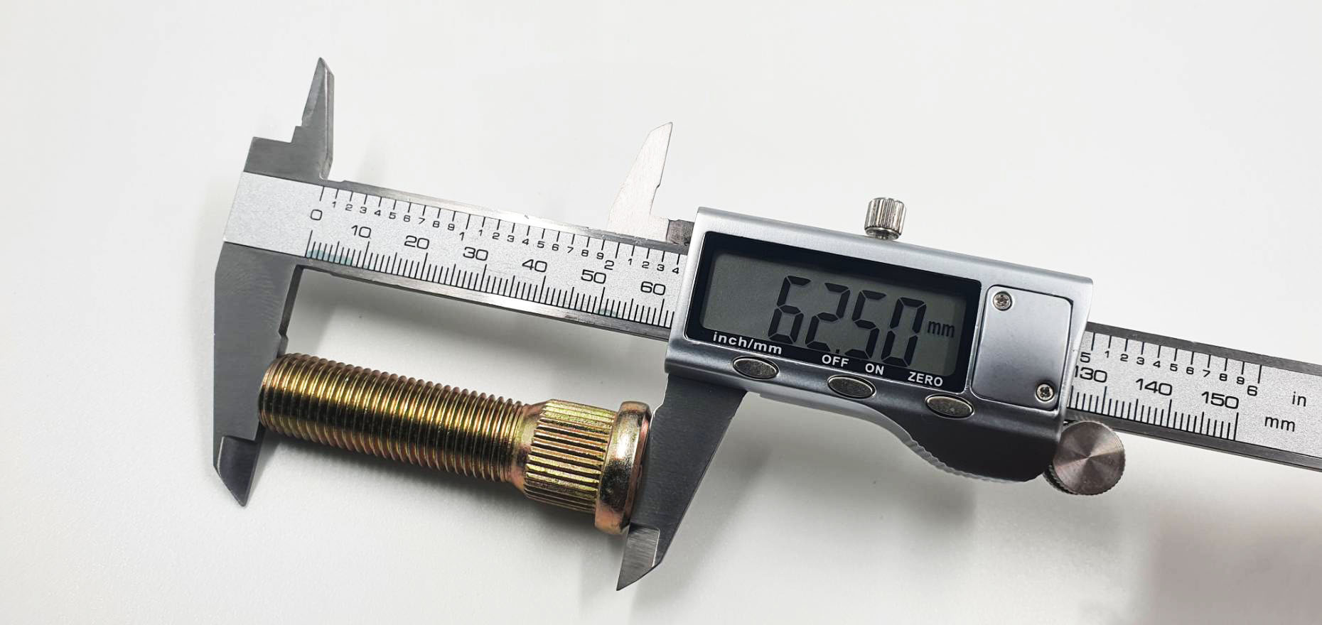 น็อตดุมล้อ เพลาลอย R หมุนขวาเข้า หมุนซ้ายออก (ราคาต่อ 1 ตัว) สินค้าใหม่จากโรงงาน