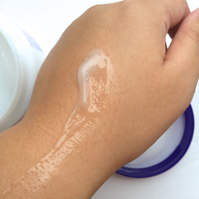 (อันดับ 1 รางวัล @Cosme) Naturie Skin Conditioning Gel 180g เจลอุดมไปด้วยด้วยสารสกัดจากธรรมชาติจากลูกเดือย และสารอันทรงคุณค่า ปราศจากน้ำมันที่ก่อให้เกิดความอุดตัน ครีม ญี่ปุ่น กระปุกนี้จึงให้สัมผัสเจลชุ่มชื้น ไม่เหนียวเหนอะหนะ ให้ความชุ่มชื้นสู่ผิว ให้สวย