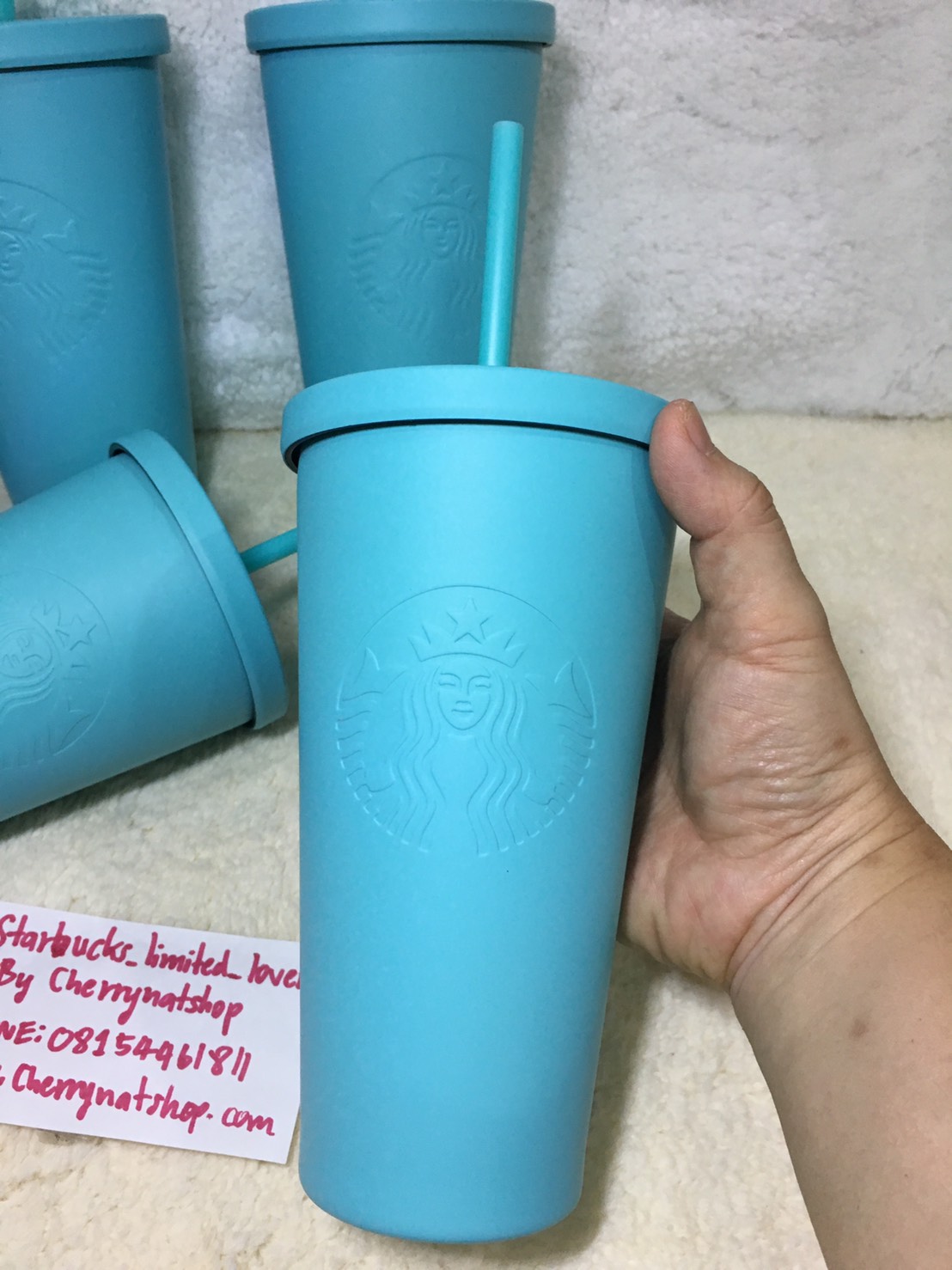 งานrare Starbucks USA Cold Cup 16oz Blue Matte ใบนี้เป็นสีฟ้าพาลเทลที่เป็นสีของเทรนด์ปีหน้าเลยค่ะ แก้วจากสตาร์บักส์อเมริกา