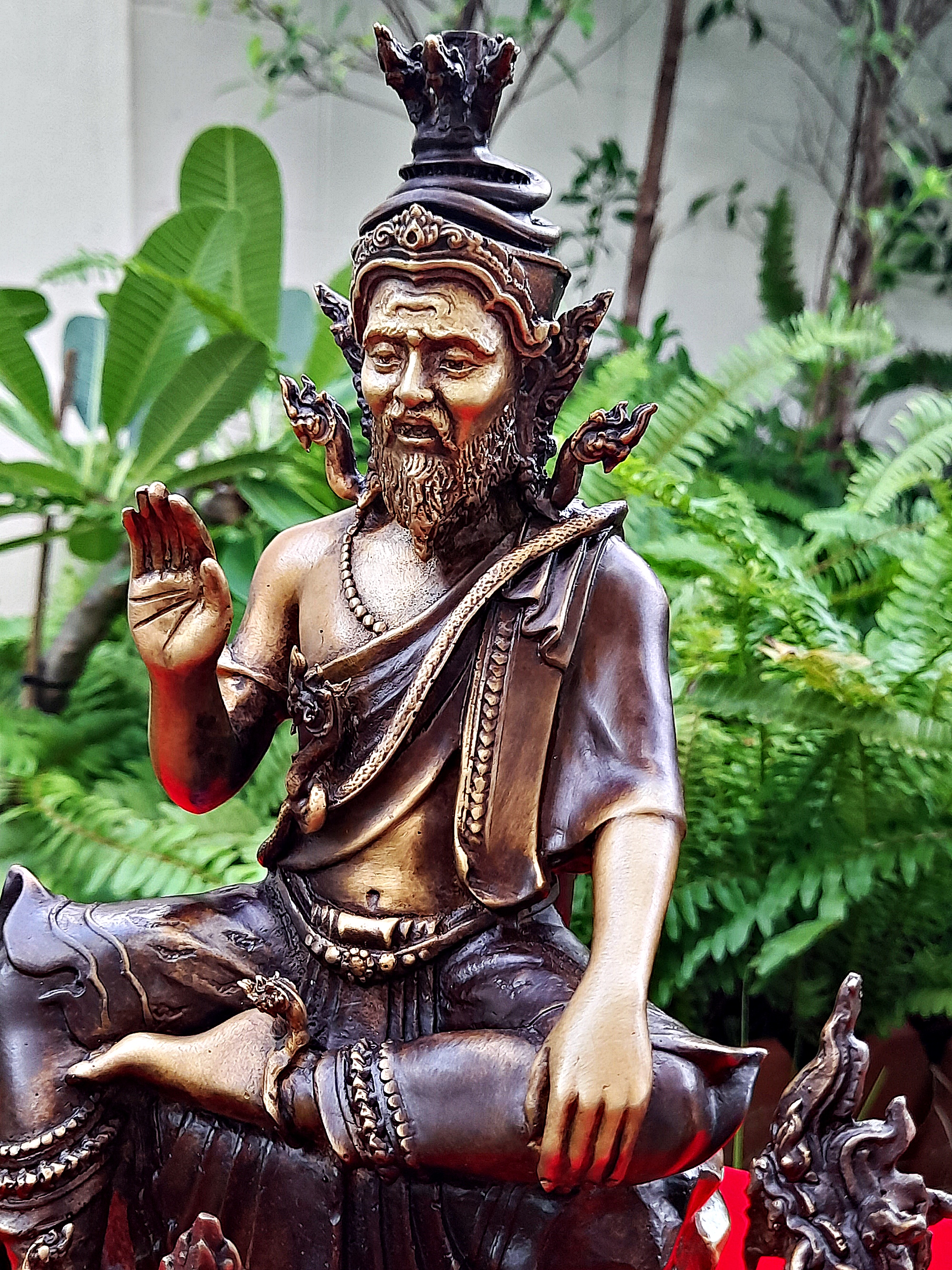 รูปหล่อ พ่อปู่ฤาษี พญานาค(ปู่ฤาษีภุชงค์ บรมครูแห่งสายพญานาคราช) (องค์ขนาดกลาง ตั้งบูชา หน้าตัก5นิ้ว ฐาน8นิ้ว สูง10นิ้ว ครึ่ง) เนื้อทองเหลือง #รับประกันแท้ #เข้าพิธีบวงสรวงแล้ว