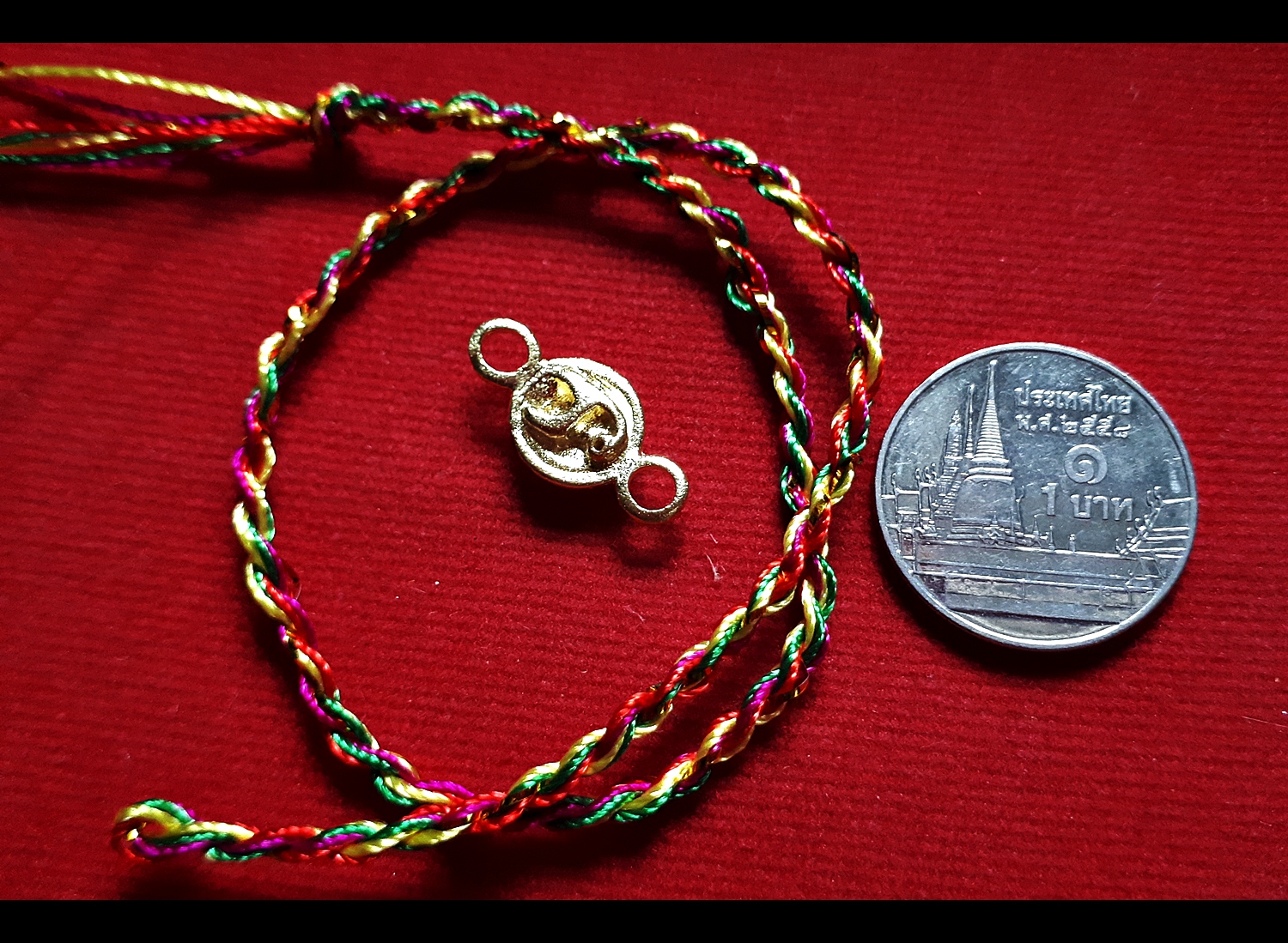 หัวนอโม เชือกด้าย ไหม7สี ปี2563 #รับประกันแท้ - หลวงพ่อเล็ก วัดท่าขนุน (ปลุกเสก ณ วัดบ้านห้วยน้ำขาว ปี2563)