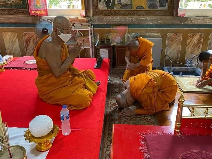 พระกริ่ง โสนันโท (ปลุกเสกที่วัดของหลวงปู่ปาน วัดบางนมโค) (ขนาดตั้งบูชา สูง11นิ้ว กว้าง6นิ้ว ลึก4.5นิ้ว) เนื้อทองเหลือง ปี2565 (จัดสร้าง108องค์) #รับประกันแท้ - ปลุกเสกโดย หลวงตาชลอ วิมโล (ศิษย์หลวงพ่อฤาษี วัดท่าซูง)