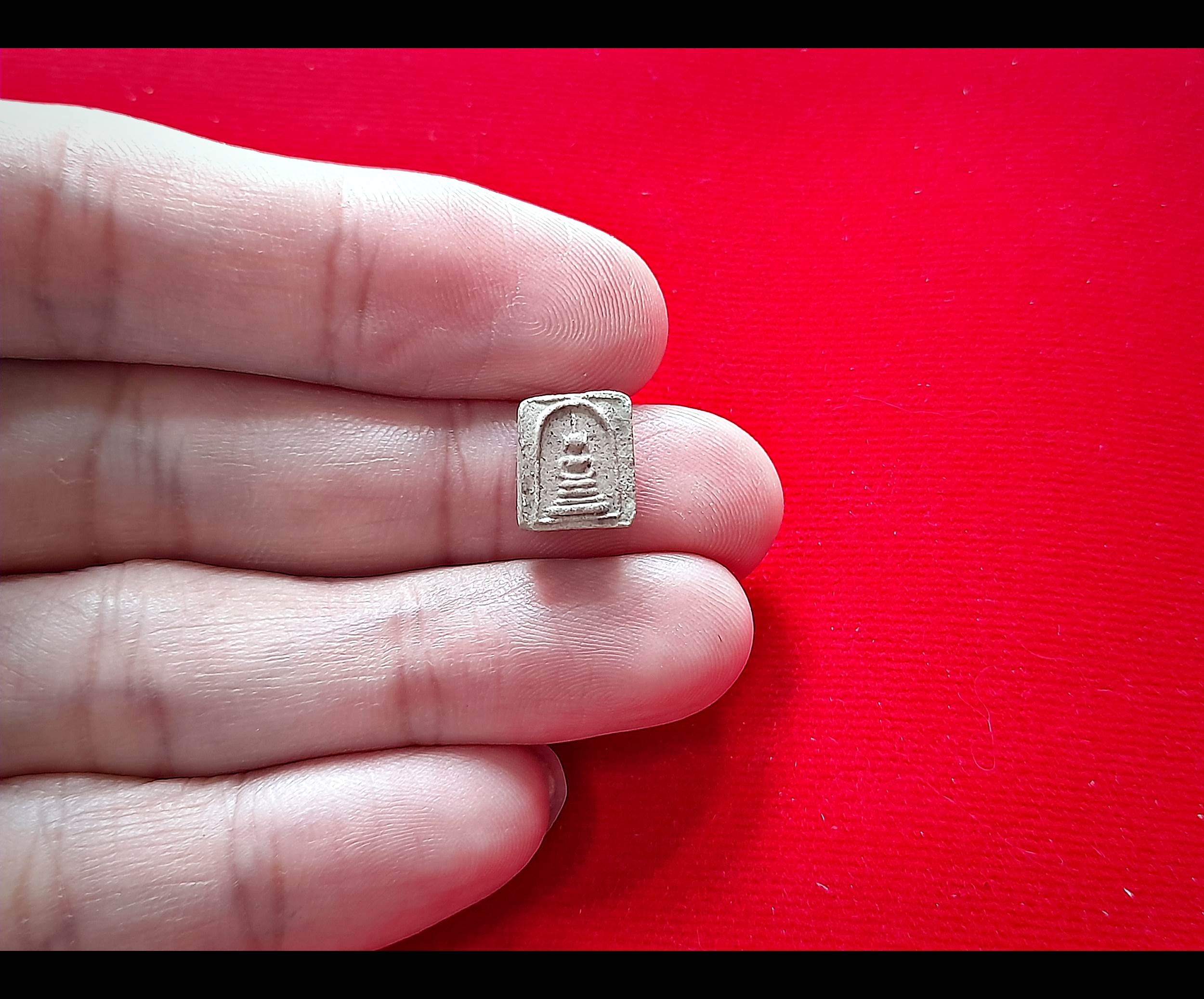 พระสมเด็จ (เล็ก จิ๋ว) หลัง ยันต์นะพรชัย พิมพ์หูบายศรี เนื้อผง ปี2538 #รับประกันแท้และทัน - หลวงพ่อยงยุทธ วัดเขาไม้แดง จ.ชลบุรี