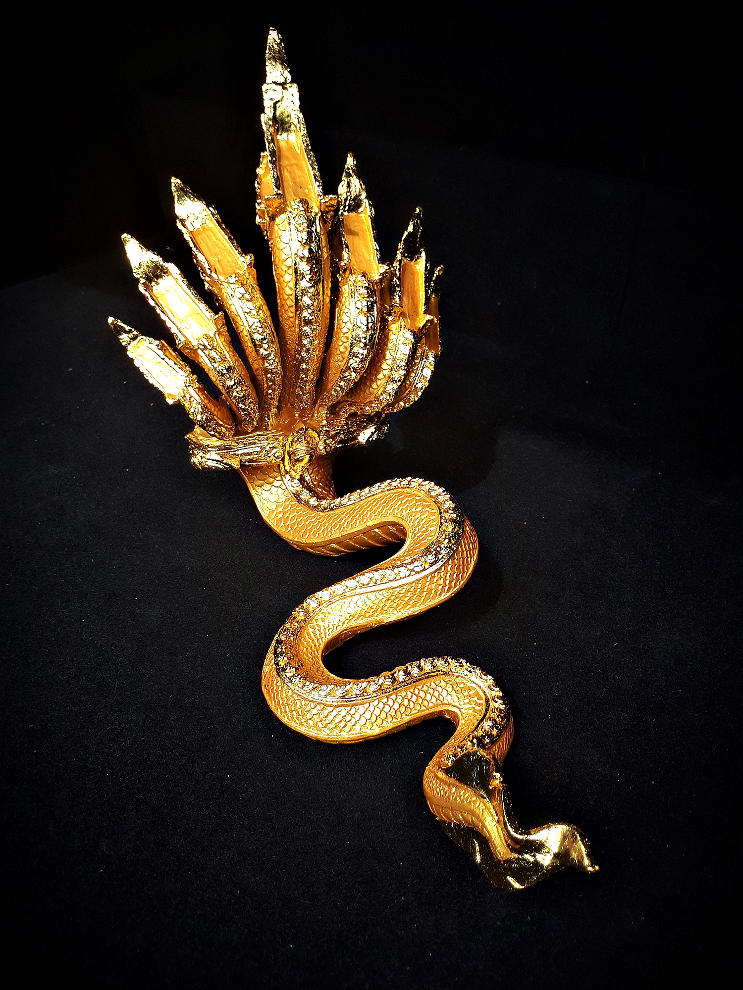 รูปหล่อ พญานาค อนันตนาคราช 7เศียร เลื่อย สีทอง เนื้อโลหะ (ปิดทอง ชุบทองด้าน ยาว14นิ้ว สูง11.5นิ้ว) (ขายปลีก ขายส่ง งานฝีมือสั่งทำหล่อ)