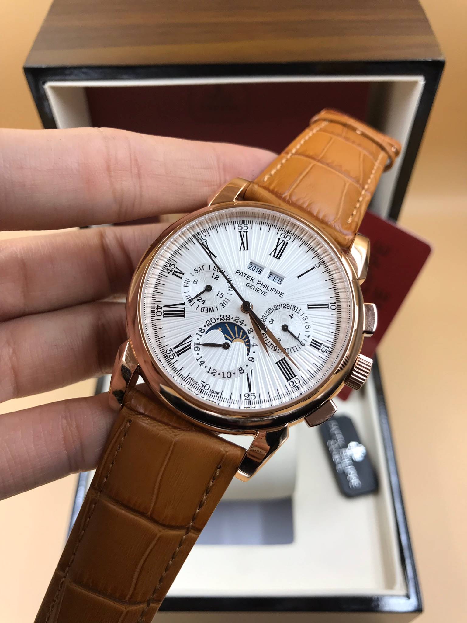 นาฬิกา Patek Philippe Perpetual Calendar สี Pink Gold สายหนังสีน้ำตาลงาน Mirror Swiss