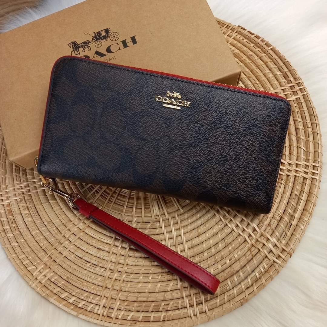 COACH LONG ZIP AROUND WALLET (แอดไลน์ก่อนสั่งซื้อ)