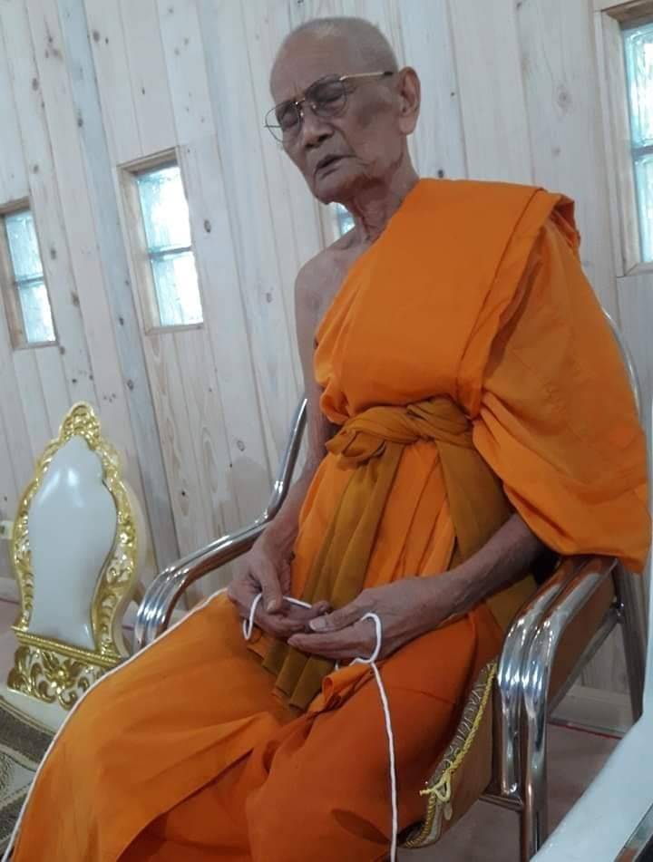 รูปหล่อ หลวงปู่หลิว-พระสังกัจจาย ประทับนั่งบน พญาเต่าเรือน พญาเต่ามังกร ปี2562 #รับประกันแท้