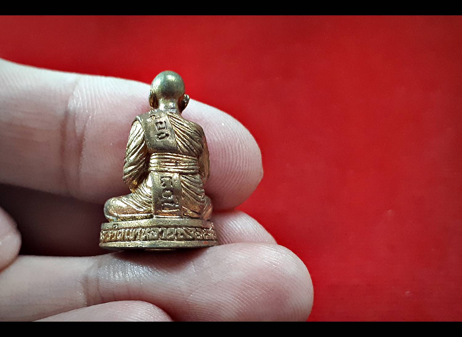 รูปหล่อ หลวงพ่อจำเนียร วัดเขาหลาว (ขนาดเล็ก ลอยองค์ห้อยคอ) เนื้อโลหะชนวน
