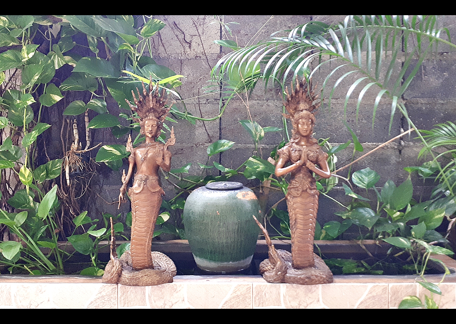 รูปหล่อ พญานาคราช คู่ (ท่านปู่นาคา-ปู่ศรีสุทโธ ท่านยานาคี-ศรีปทุมวัน) พญานาคปรก 9ตน 9หัว โลหะทองเหลืองรมดำ (ขนาดบูชา องค์ขนาดใหญ่ สูง 25นิ้ว) (ขายปลีก ขายส่ง)