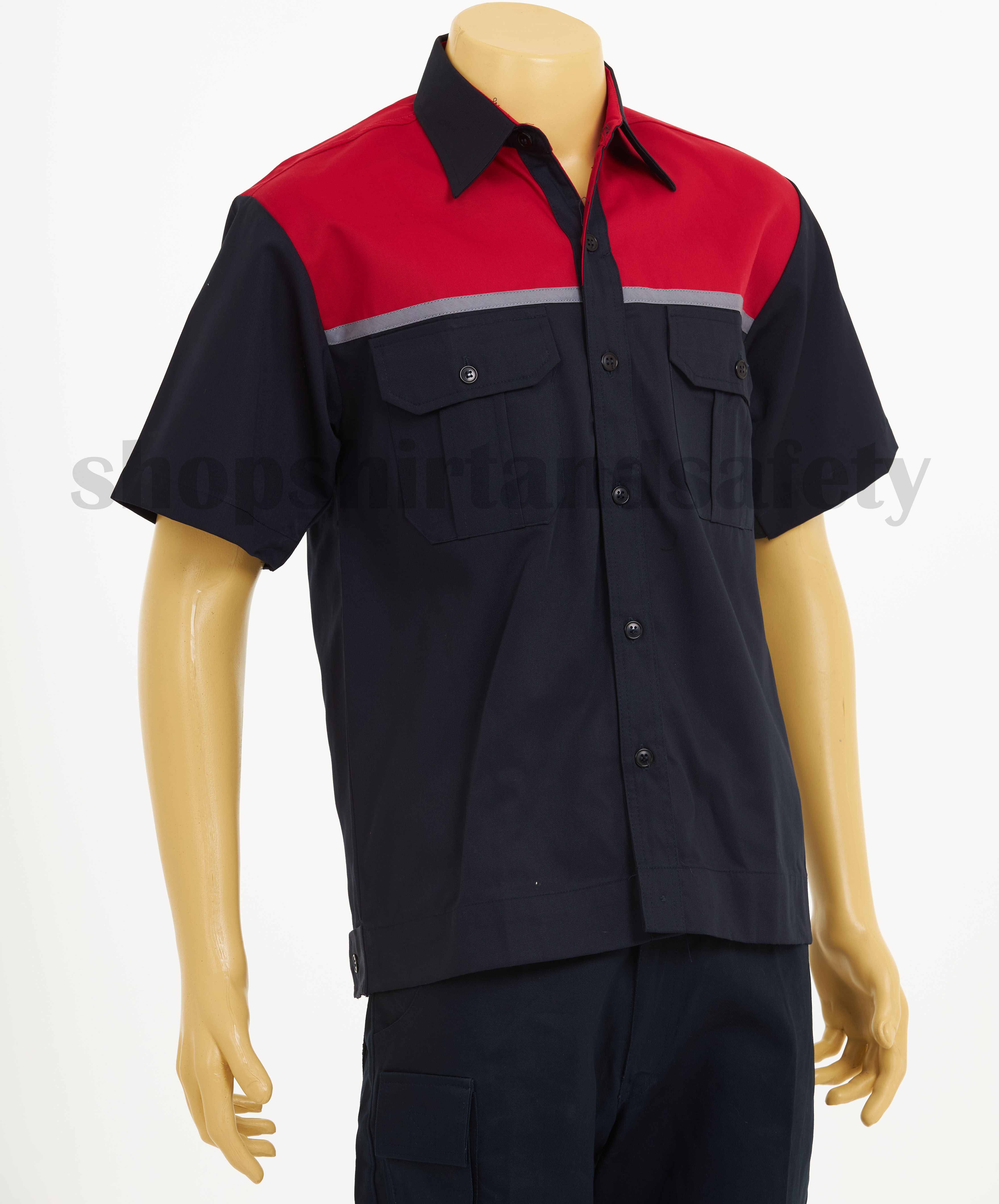เสื้อช็อปแขนสั้นแบบกรมอกแดงกุ้นเทา