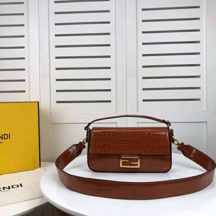 กระเป๋า fd baguette 10 นิ้ว สีน้ำตาล สีดำ สีน้ำตาลลายหนังจระเข้