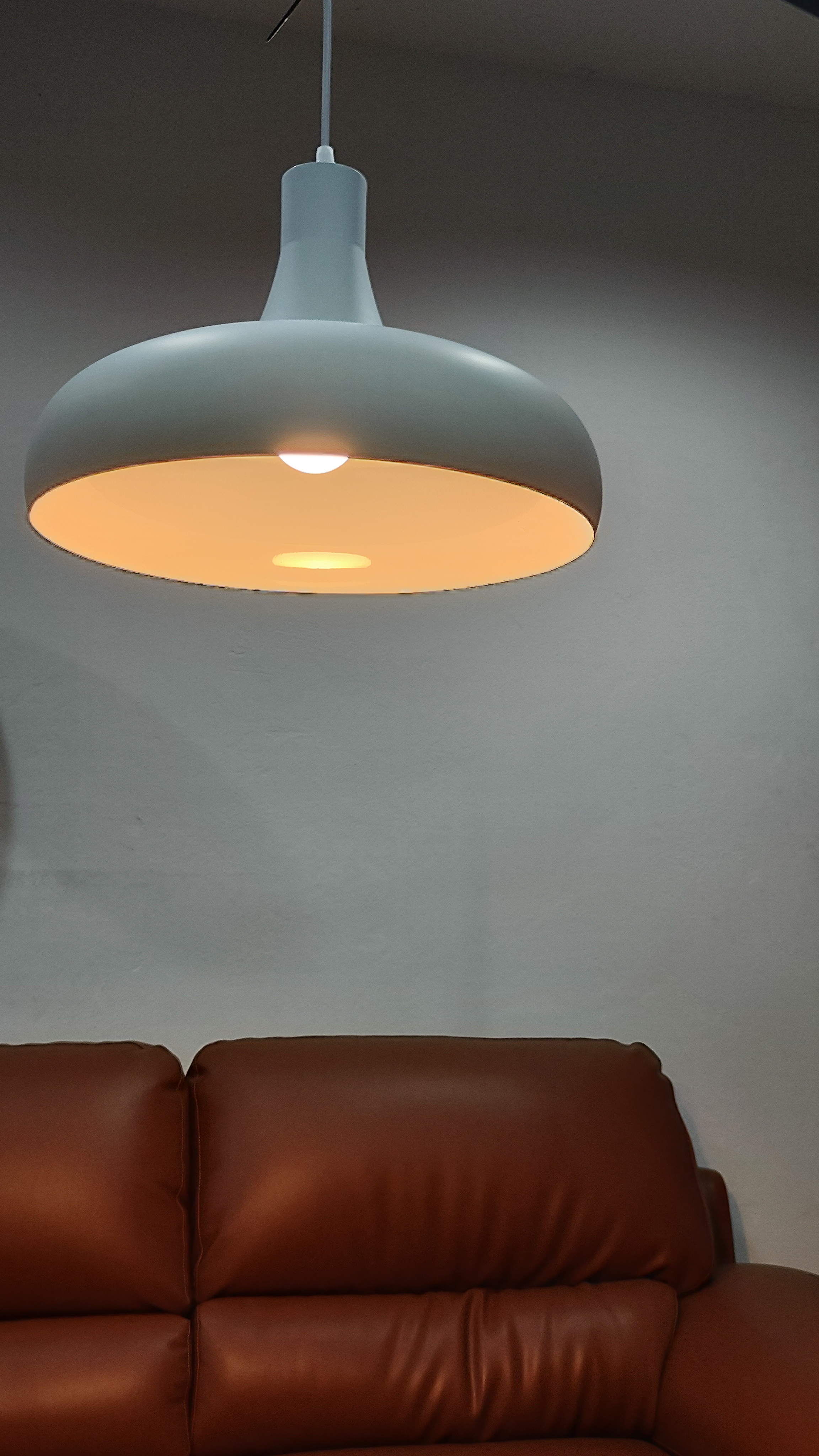 โคมไฟแขวนเพดานสไตล์โมเดิร์น กว้าง 37cm [KMQ020-A-37]