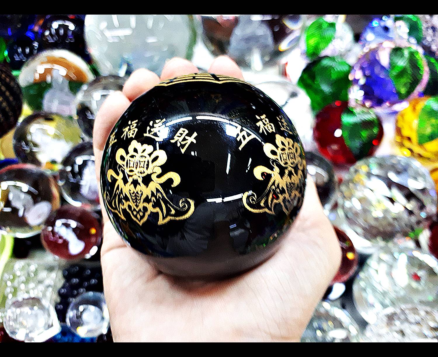 ลูกแก้ว ฮวงจุ้ย หยินหยาง อักษรจีน (สีดำ ขนาด8ซม) (ขายปลีก ขายส่ง)