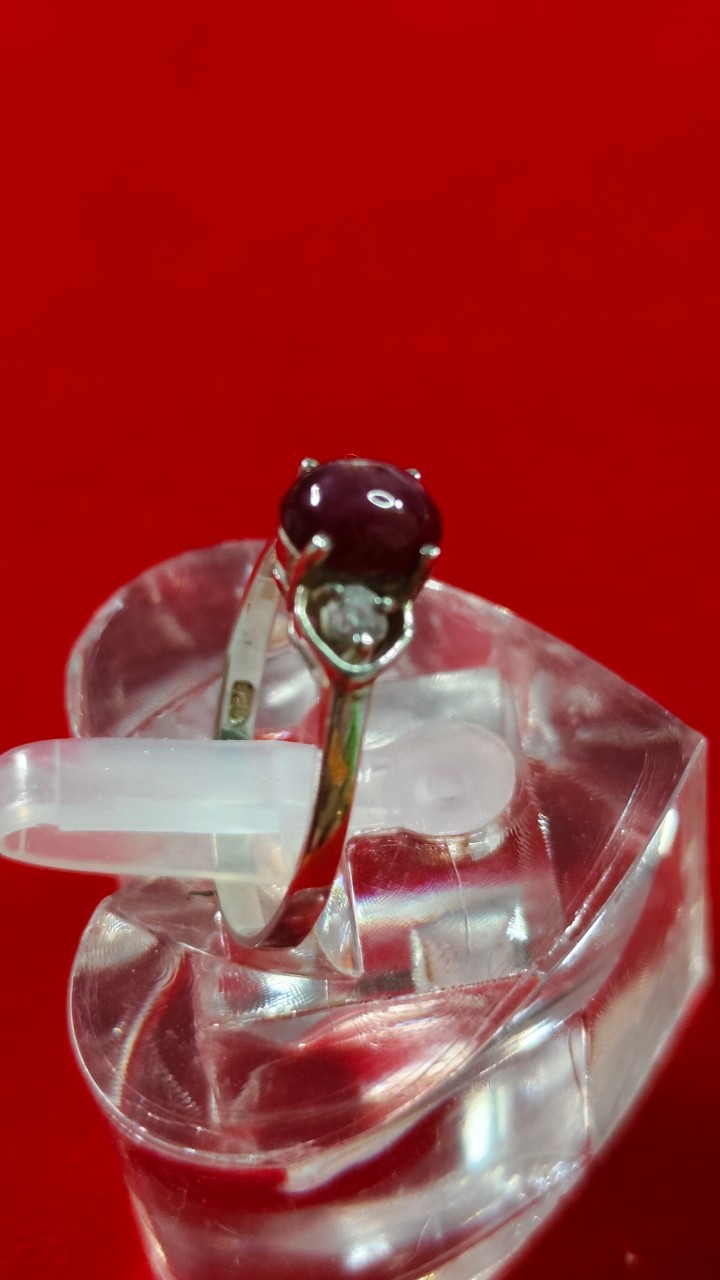 #แหวนทับทิมสตาร์กินบ่เสี้ยง ฝังเพชรรัสเซีย 2 เม็ดรหัสR-0039