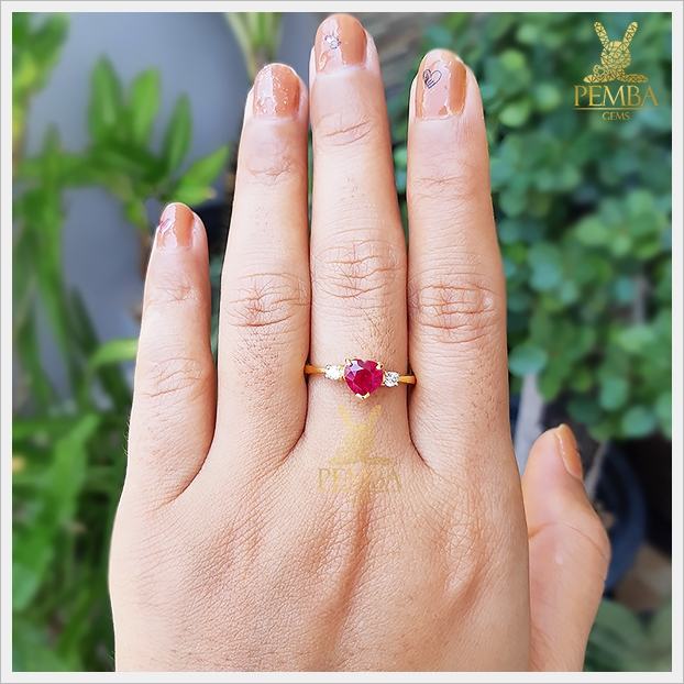 แหวนทับทิม สีแดงชมพู สดใส ทองแท้ เพชรแท้ (สินค้าสั่งทำสอบถามราคา)