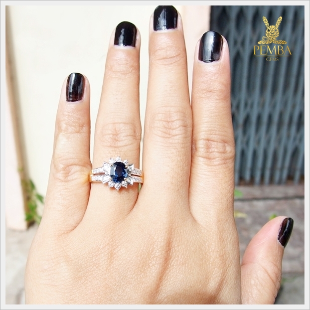 แหวนไพลินจันท์ หายาก ดีไซน์สวยเก๋ดูดีมีสไตล์(สามารถสั่งทำได้ค่ะ)