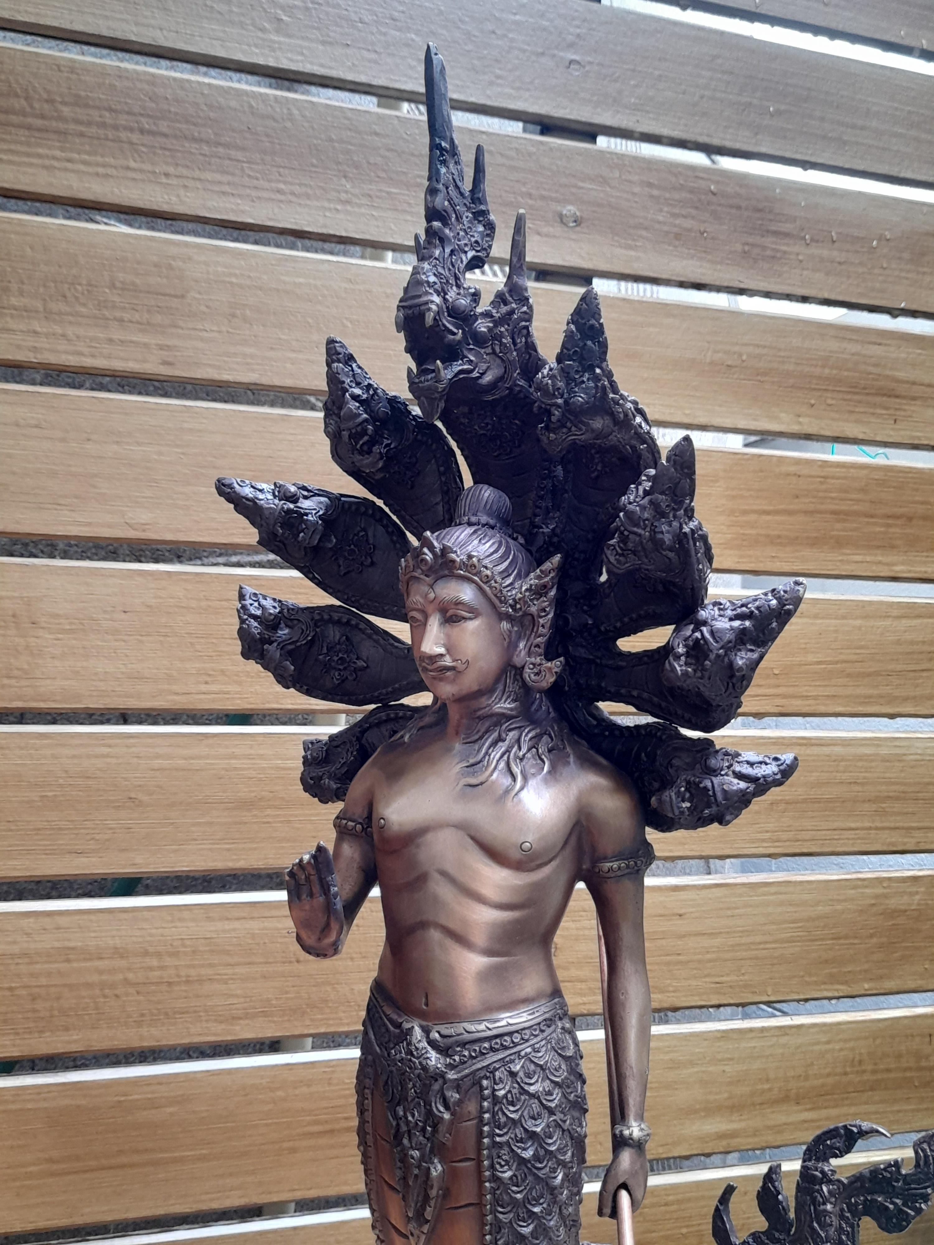 รูปหล่อ พญานาคราช ปาง ประทานพร มนุษย์ ครึ่งพญานาค นาคปรก 9หัว เศียร เนื้อทองเหลือง สีสัมฤทธิ์ (สูง22นิ้ว) (งานพรีออเดอร์สั่งทำ 2เดือน)