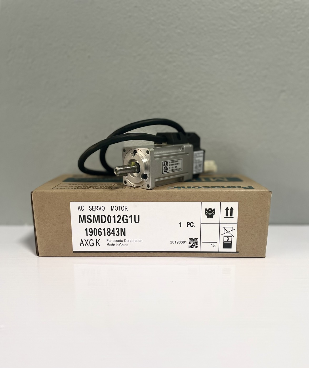 Panasonic Servo Motor MSMD012G1U 100W without Brake