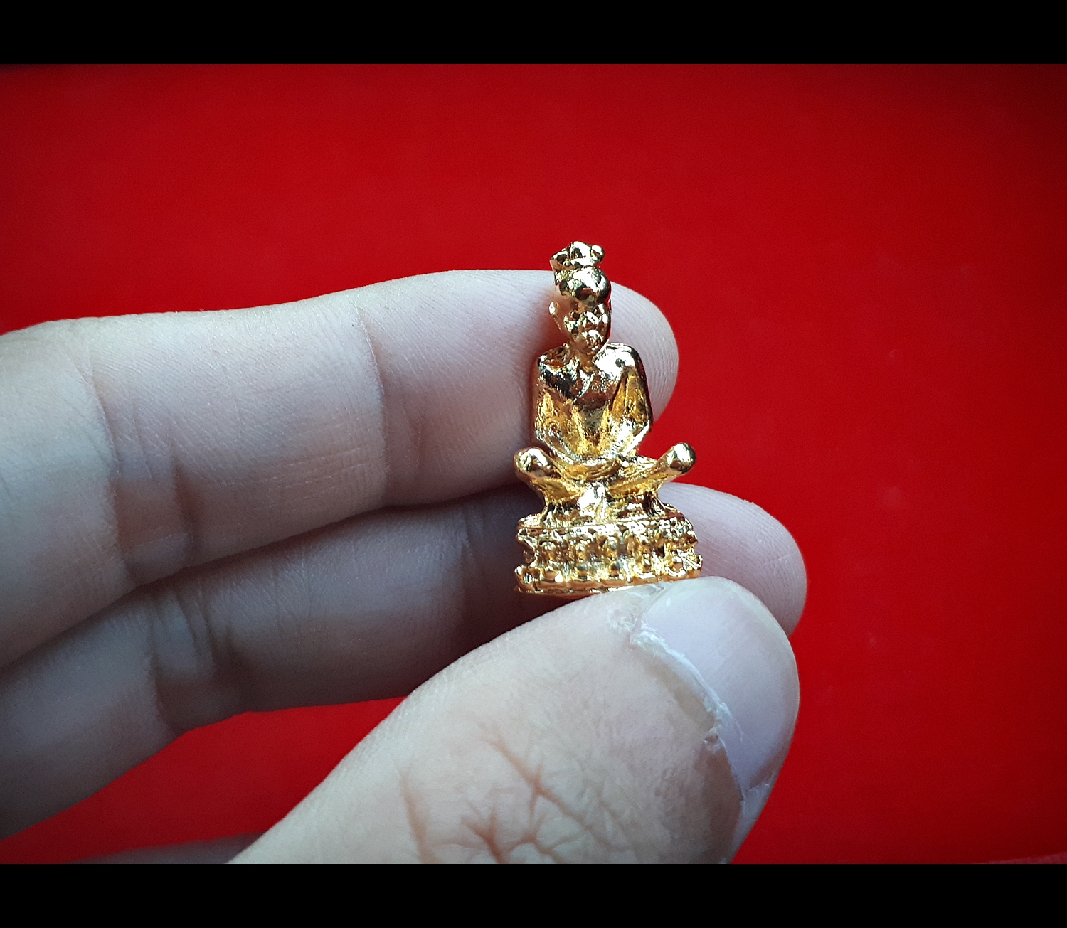 รูปหล่อ ลอยองค์เล็ก เซียนแปะโค้ว ท้อสัก ตลาดหัวตะเข้ ปี 2537