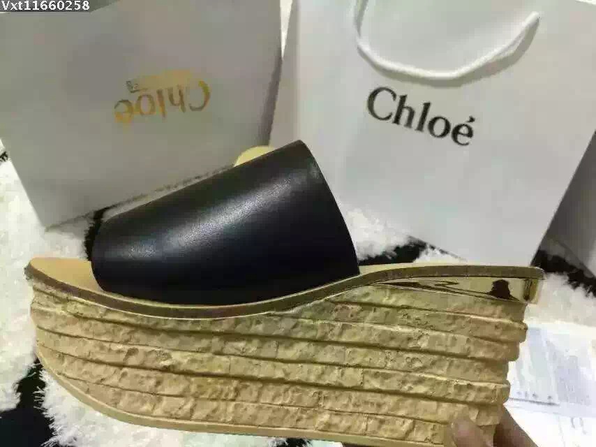 รองเท้าแตะ ch 2015 catwalk model import material size 34-40 มี 3 สี รหัส v000111