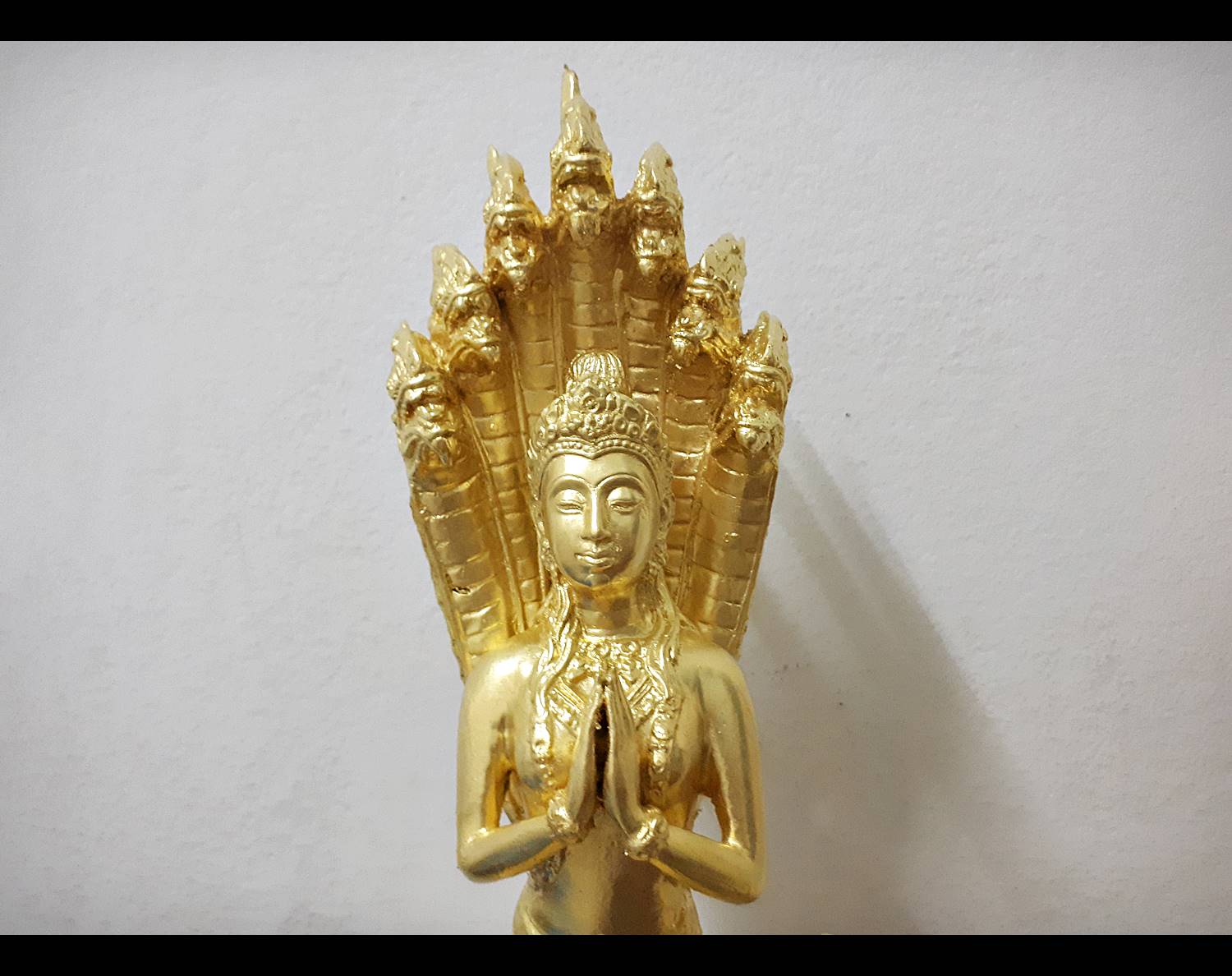 รูปหล่อ พญานาคราช ผู้ชาย ปางพรมมือ (ท่านปู่นาคา-ศรีสุทโธ) พญานาคปรก 7ตน 7เศียร โลหะทองเหลือง ปิดทอง (ขนาดบูชา สูง15นิ้ว) (ขายปลีก ขายส่ง)