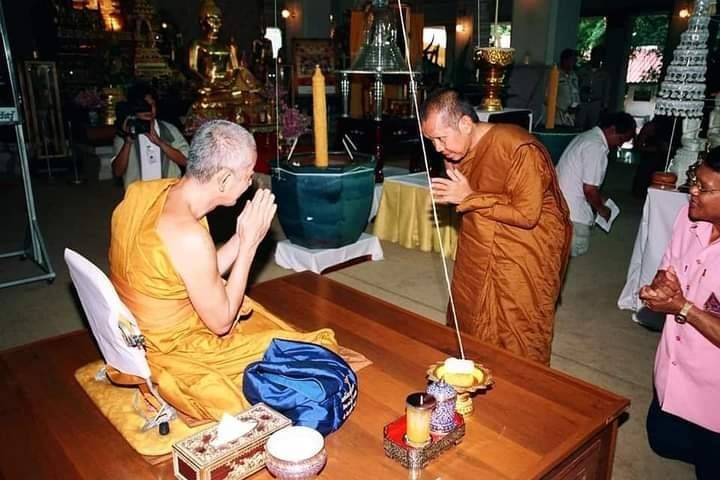 พระสมเด็จ นางพญา (พิมพ์สมเด็จจิตรลดา) หลังฝัง ฝังทั้งข้าวทิพย์-ว่านไพลดำ (ได้มวลสารพระราชทาน จาก ร.9) ปี2548-2549 #รับประกันแท้และทัน - (กรอบไมครอนชุบทอง เลี่ยมกันน้ำ)
