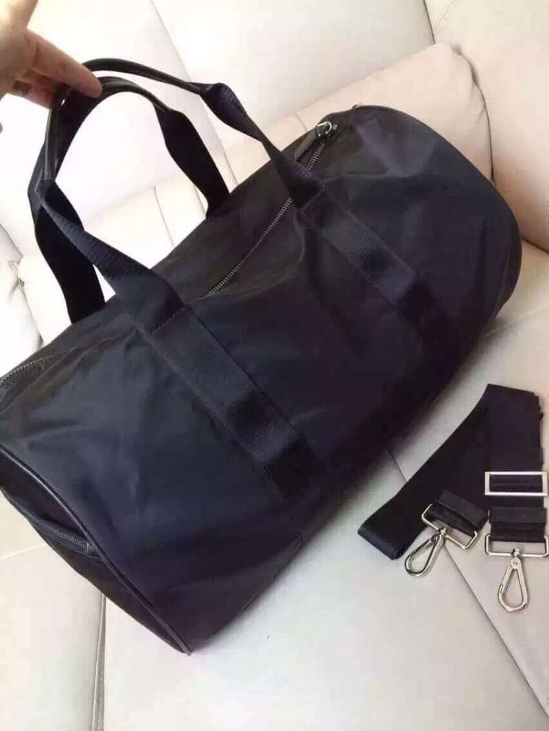 กระเป๋าเดินทาง pd nylon travel bag สีดำ 65x40cm