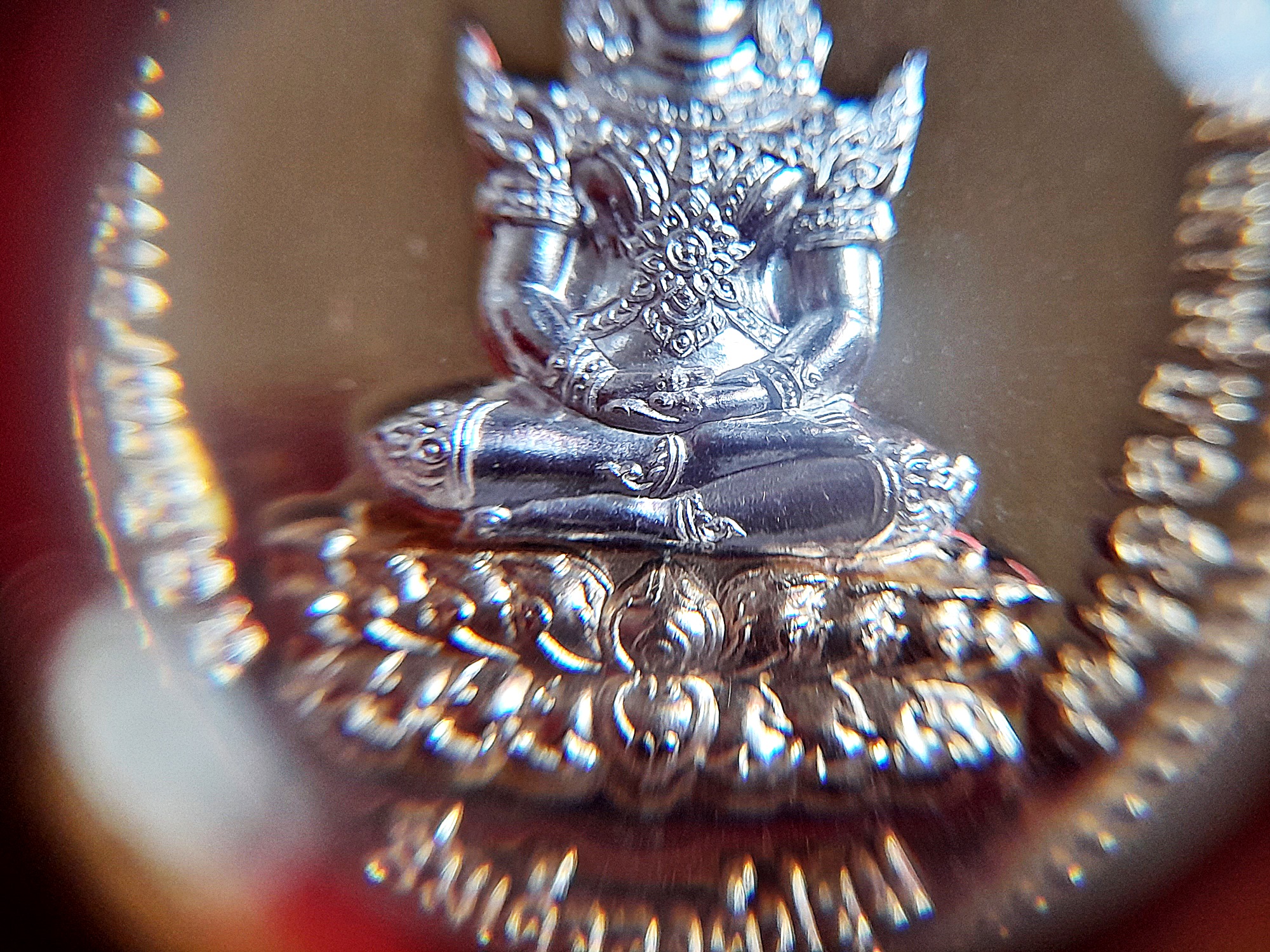 เหรียญสมเด็จองค์ปฐม ยิ้มรับทรัพย์ ปาง สมาธิทรงเครื่องพระจักรพรรดิ หลังยันต์เกราะเพรช เนื้อทองทิพย์ องค์พระเนื้อเงิน(หน้ากาก) ##พิมพ์ใหญ่ ปี2564 #รับประกันแท้ ตอกโค็ด ตอกเลข (สุ่มเลข) - หลวงพ่อเล็ก วัดท่าขนุน (ปลุกเสก พิธีเข้ากรรมฐาน