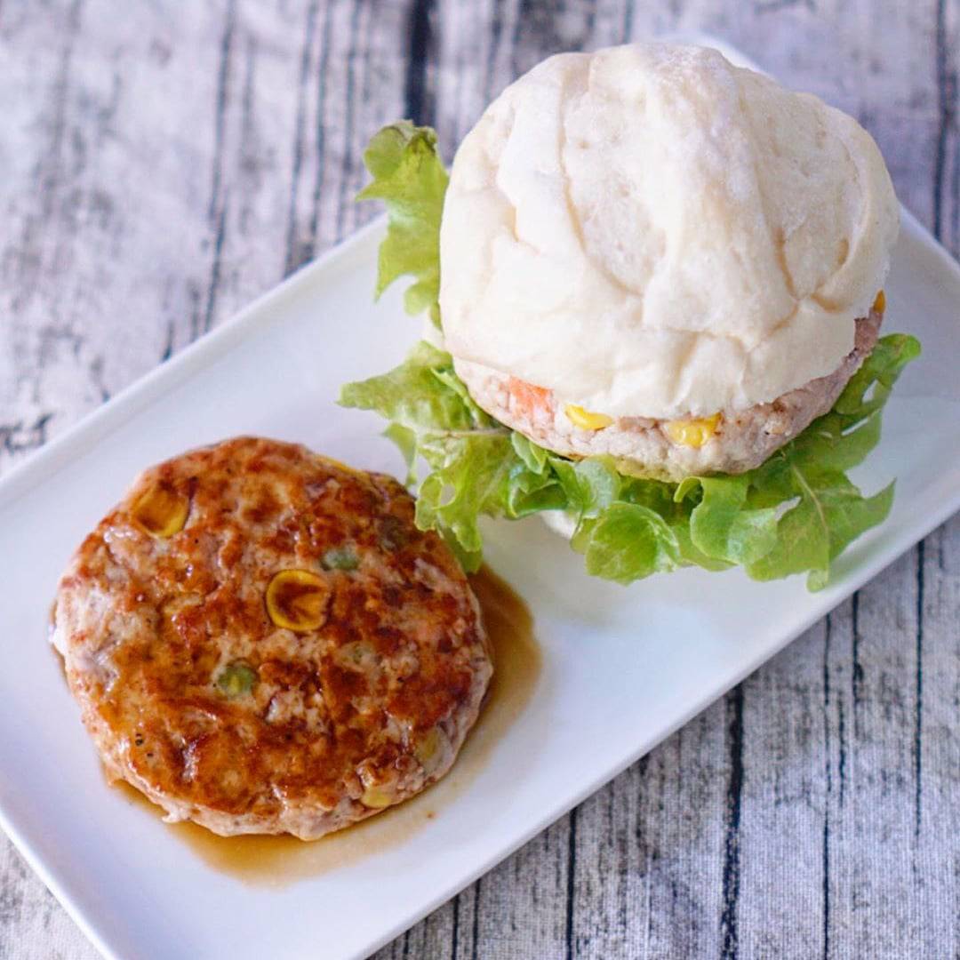 สเต็กไก่แฮมเบิร์ก (2 ชิ้น) ซอสเทอริยากิ