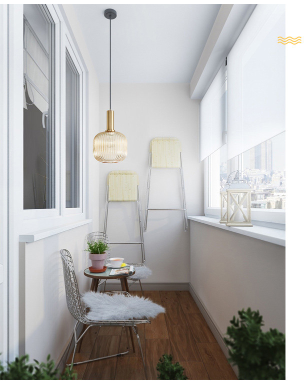 โคมไฟแขวนเพดานแก้วมีจีบด้ามสีทอง [CASA015]