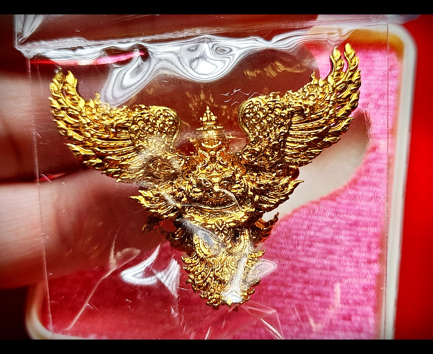 พญาครุฑ 6กร (ขนาด พกพา ห้อยคอ 3ซม.) - เนื้อมหาชนวนทองจังโก้