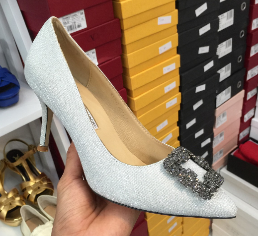 พร้อมส่ง รองเท้า mb ยอดฮิต ใส่ออกงาน งานแต่ง แบบดาราเซเลบทุกคนต้องมี สอบถามไซส์ได้ค่ะสต็อคของเปลี่ยนตลอด