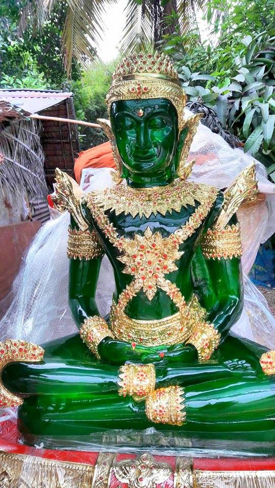 พระแก้วมรกต หน้าตัก 20นิ้ว 30นิ้ว