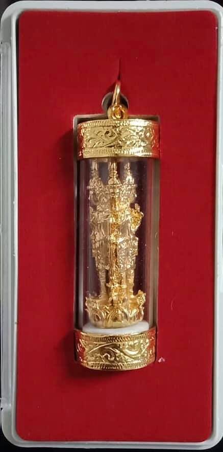 รูปหล่อ ท่าน ท้าวมหาราชทั้ง ๔ เลี่ยมกรอบตะกรุดลายไทย เนื้อหล่อชนวนชุบทอง