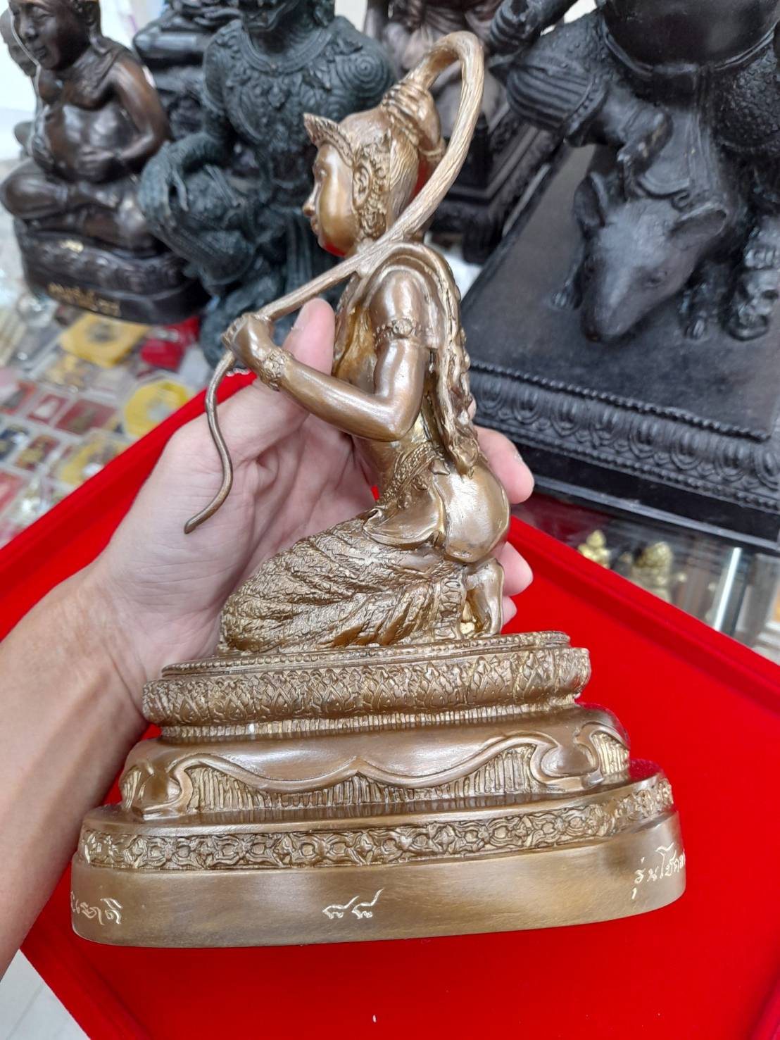 รูปหล่อ พระแม่ธรณี เนื้อทองเหลือง (เข้าพิธีปลุกเสกแล้ว)ปี2546